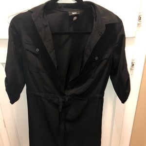 Cute Buttoned Sleeved Dress!